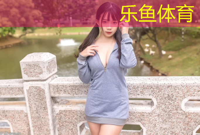 塑胶跑道铺楼顶防漏水